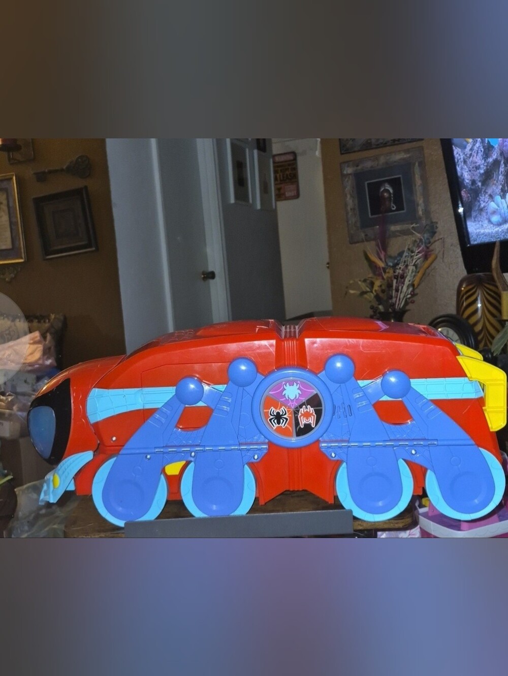TEAM SPIDEY HEADQUARTERS PLAYSET